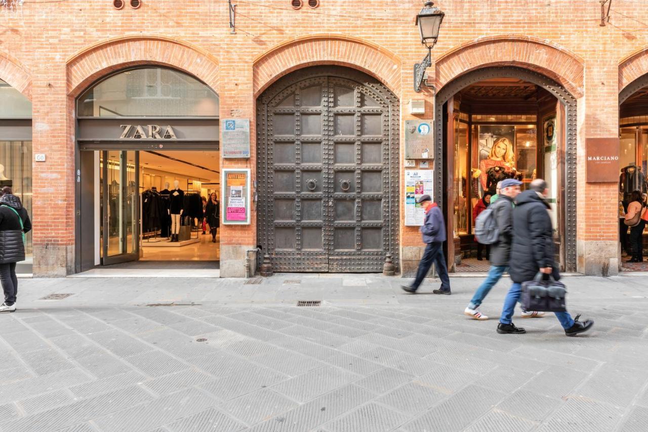 ピサExclusive Corso Italia Penthouseアパートメント エクステリア 写真